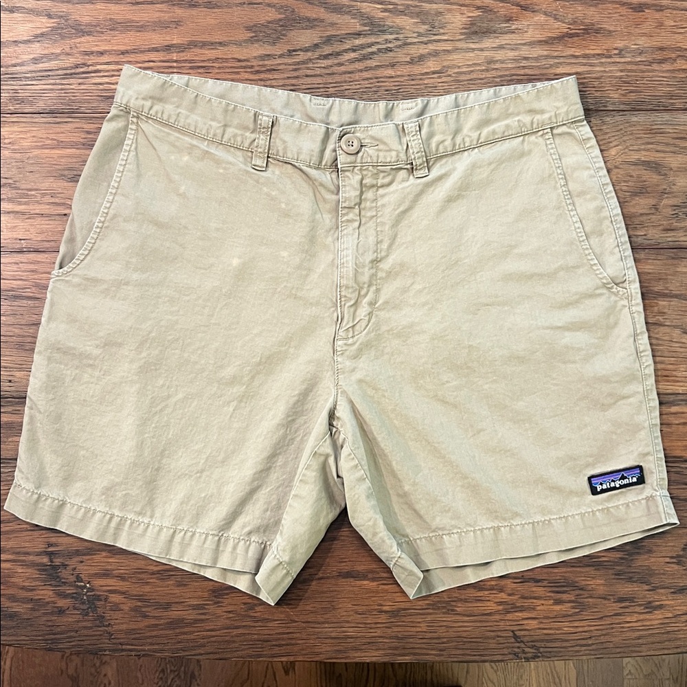 Patagonia Men’s lightweight all wear hemp 6” shorts.